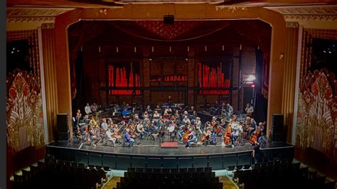 Orchestrate harmonious collaboration .
